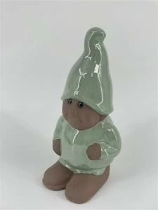 ceramic gnome green d16 x 16 x 32*h