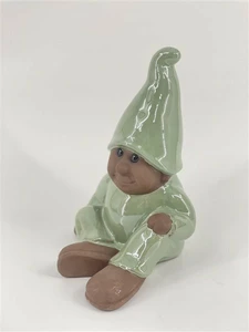 ceramic gnome green d22 x 20 x 29*h